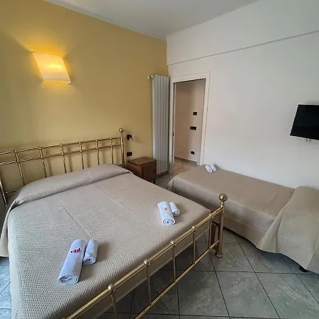 500 Meters From The Sea Bright Loft Free Park